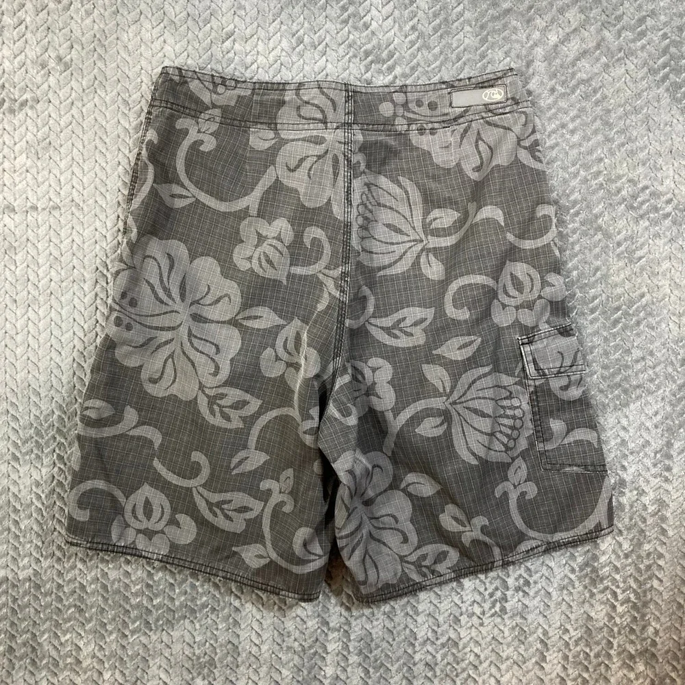 Quiksilver Edition Board Shorts Men's 32 Floral Beach Surf Hawaii Casual Summer